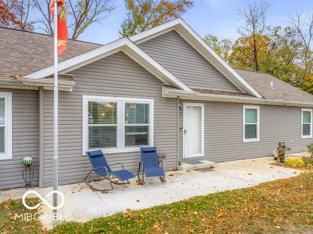 $295,000 | 1319 West Commerce Street, Brownstown, IN 47220