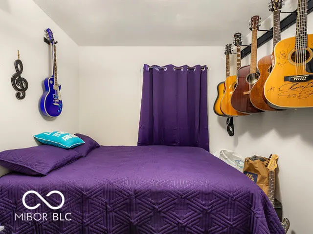 $295,000 | 1319 West Commerce Street, Brownstown, IN 47220