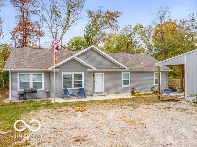 $295,000 | 1319 West Commerce Street, Brownstown, IN 47220