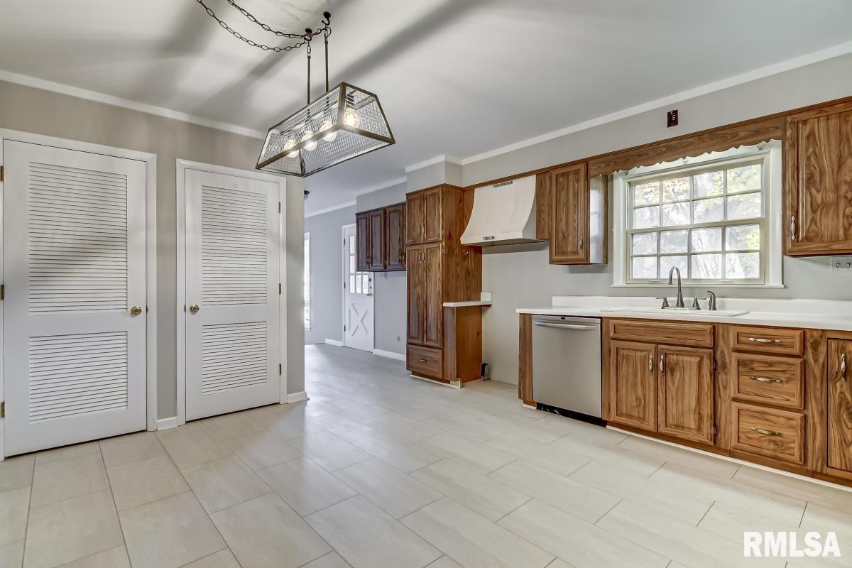 3 Nightingale Drive Springfield, IL 62711 - Photo 17 of 35
