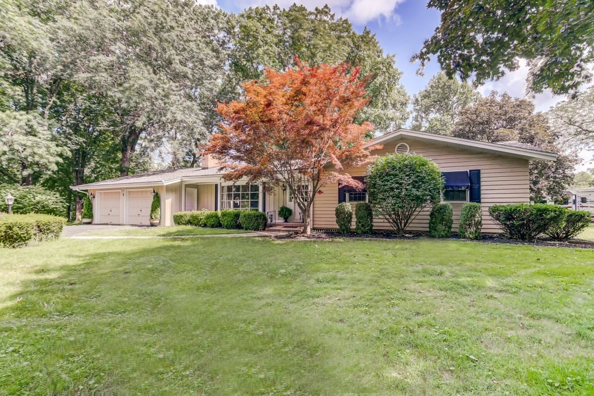3 Nightingale Drive Springfield, IL 62711 - Photo 3 of 35