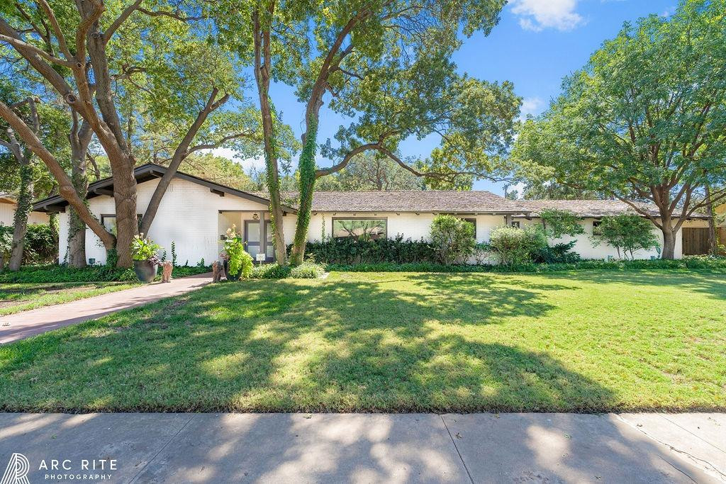 4609 10th Street Lubbock, TX 79416 - Photo 1 of 43 Photo 1