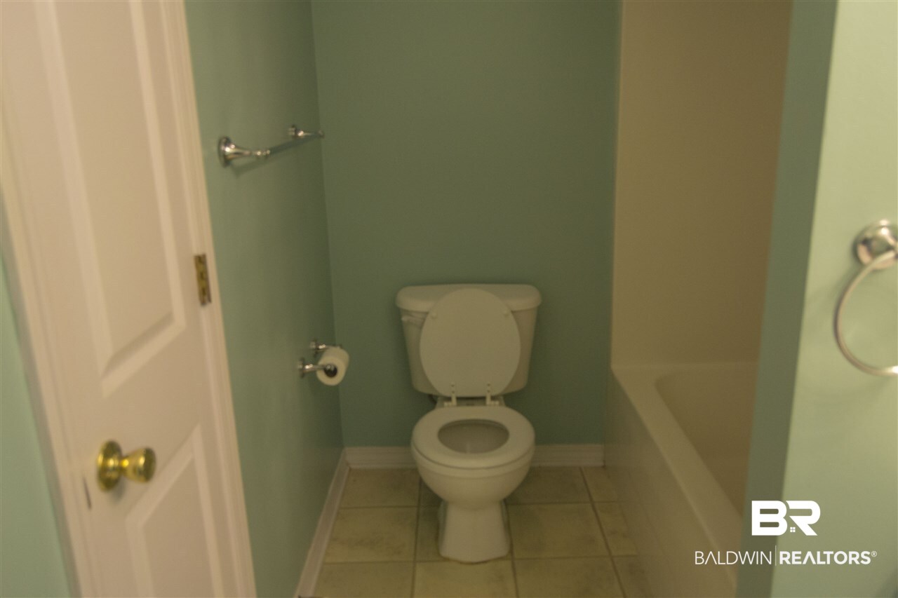 411 Hamilton Boulevard Foley, AL 36535 - Photo 22 of 34