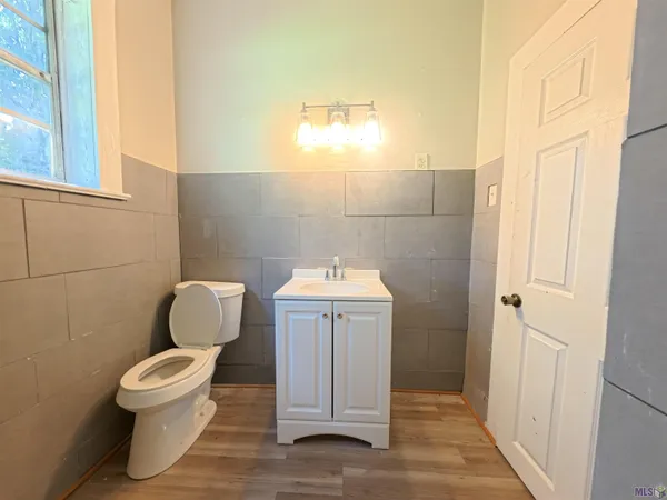 $975 | 4366 Jefferson Avenue, Baton Rouge, LA 70802