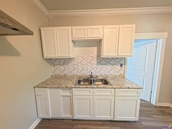 $975 | 4366 Jefferson Avenue, Baton Rouge, LA 70802