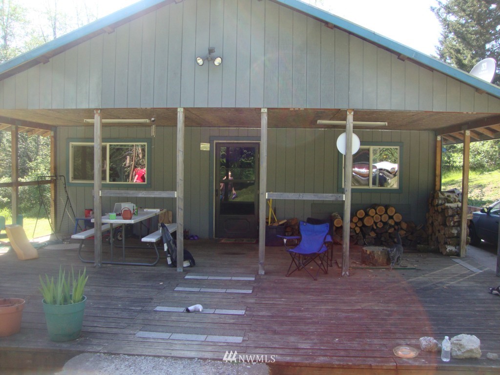 151 North Mahaffey Road Kelso, WA 98626 - Photo 1 of 15 Gallery Image 1