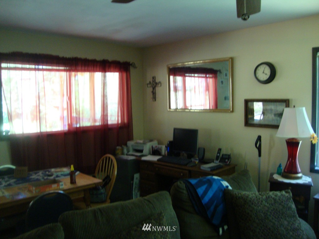 151 North Mahaffey Road Kelso, WA 98626 - Photo 8 of 15 Gallery Image 8