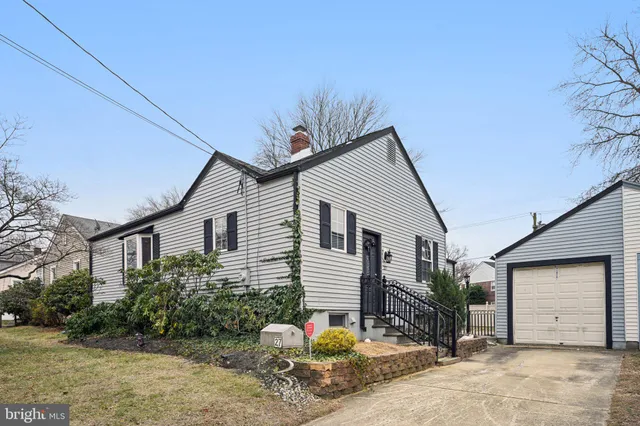 $379,000 | 27 School Lane, Cherry Hill, NJ 08002