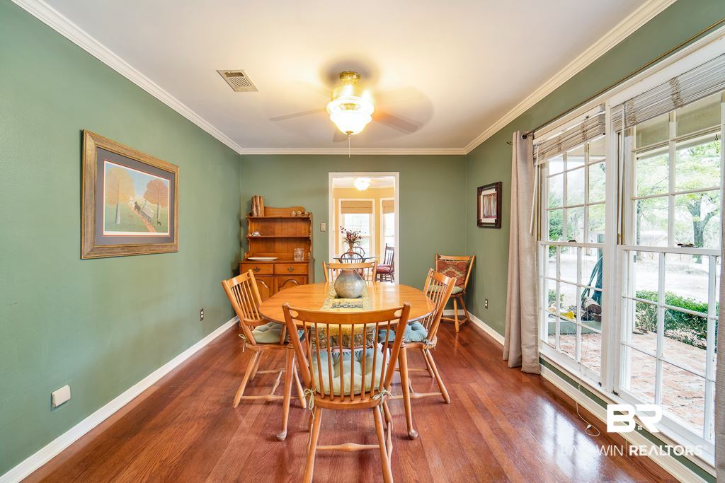 605 Oak Ridge Court West Daphne, AL 36526 - Photo 4 of 31