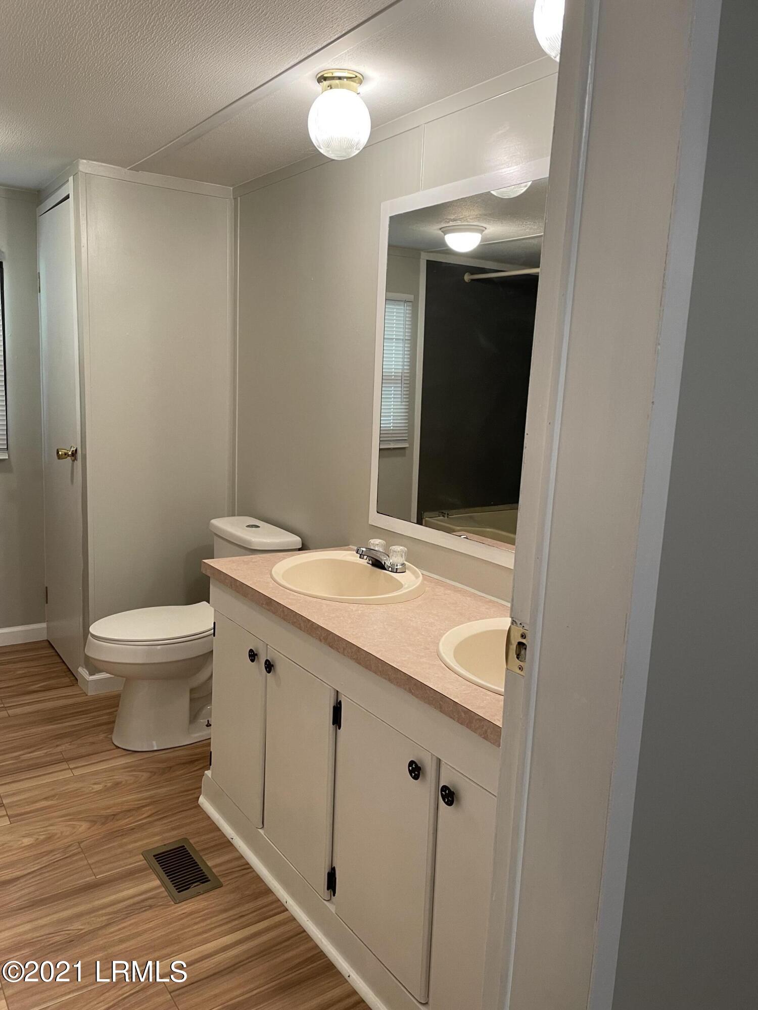 105 Joppa Road Beaufort, SC 29906 - Photo 14 of 20 Master Bath
