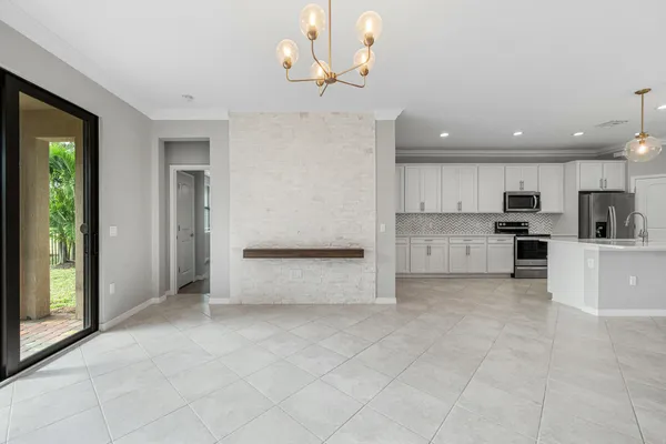 $4,200 | 8359 Hanoverian Drive, Lake Worth, FL 33467