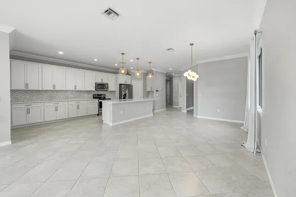 $4,200 | 8359 Hanoverian Drive, Lake Worth, FL 33467