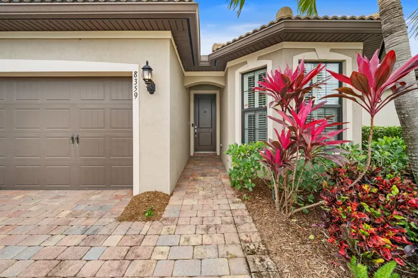 $4,200 | 8359 Hanoverian Drive, Lake Worth, FL 33467