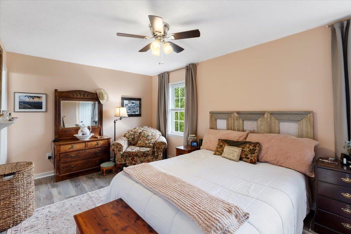 1202 Cedar Ridge Drive Radford, VA 24141 - Photo 46 of 75 Gallery Image 46