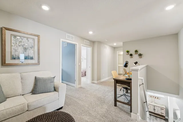 $399,990 | 1908 Highview Terrace, Shakopee, MN 55379