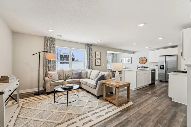 $399,990 | 1908 Highview Terrace, Shakopee, MN 55379