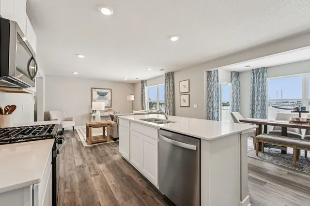 $399,990 | 1908 Highview Terrace, Shakopee, MN 55379