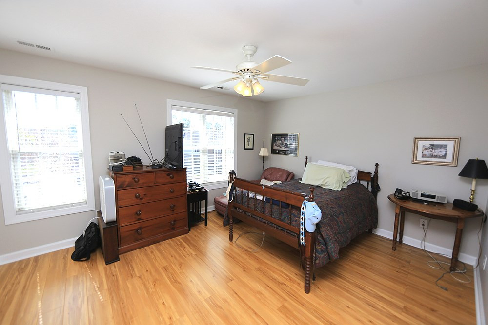 9045 Grassington Way Raleigh, NC 27615 - Photo 10 of 13 Photo 10
