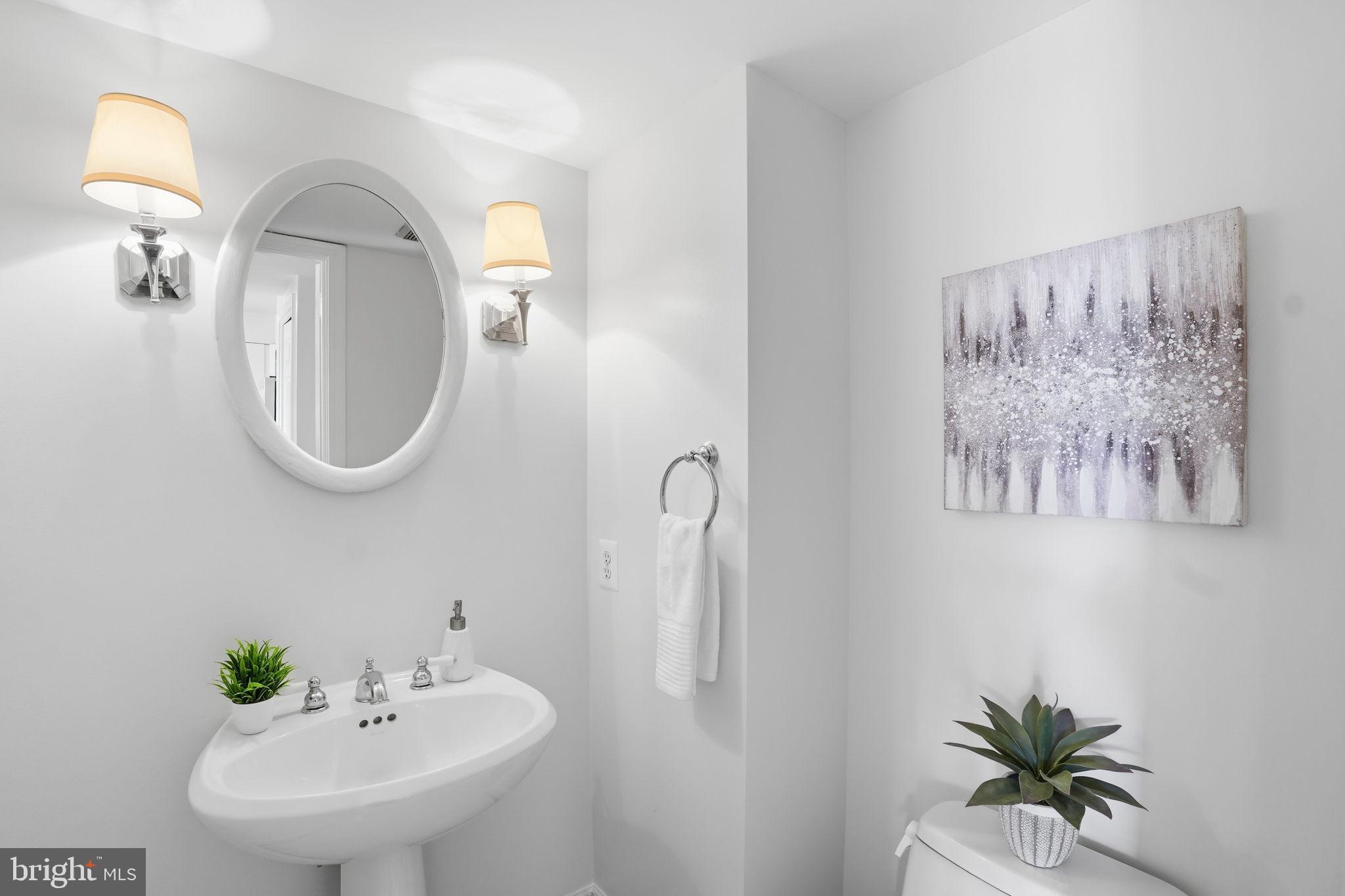 1080 Wisconsin Avenue Northwest, Unit 305 Washington, DC 20007 - Photo 14 of 27 Powder room