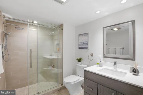 $595,000 | 1080 Wisconsin Avenue Northwest, Unit 305, Washington, DC 20007