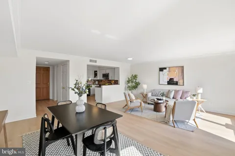 $595,000 | 1080 Wisconsin Avenue Northwest, Unit 305, Washington, DC 20007