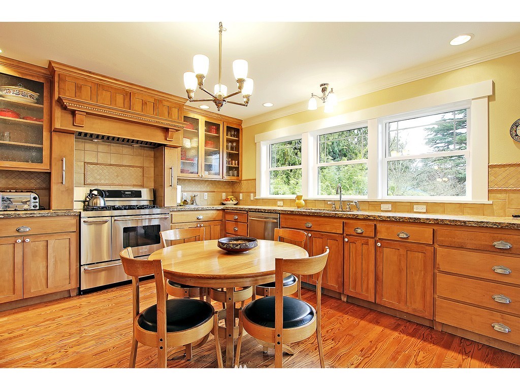 612 North 63rd Street Seattle, WA 98103 - Photo 5 of 15 Gallery Image 5