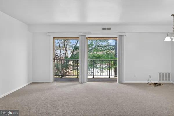 $1,300 | 105 Fitz Court, Unit 204, Reisterstown, MD 21136