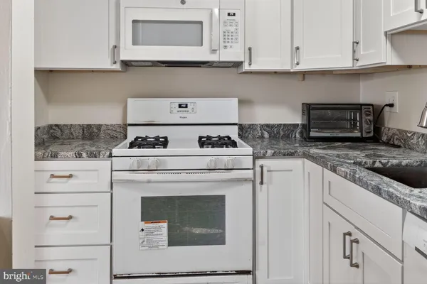 $1,300 | 105 Fitz Court, Unit 204, Reisterstown, MD 21136