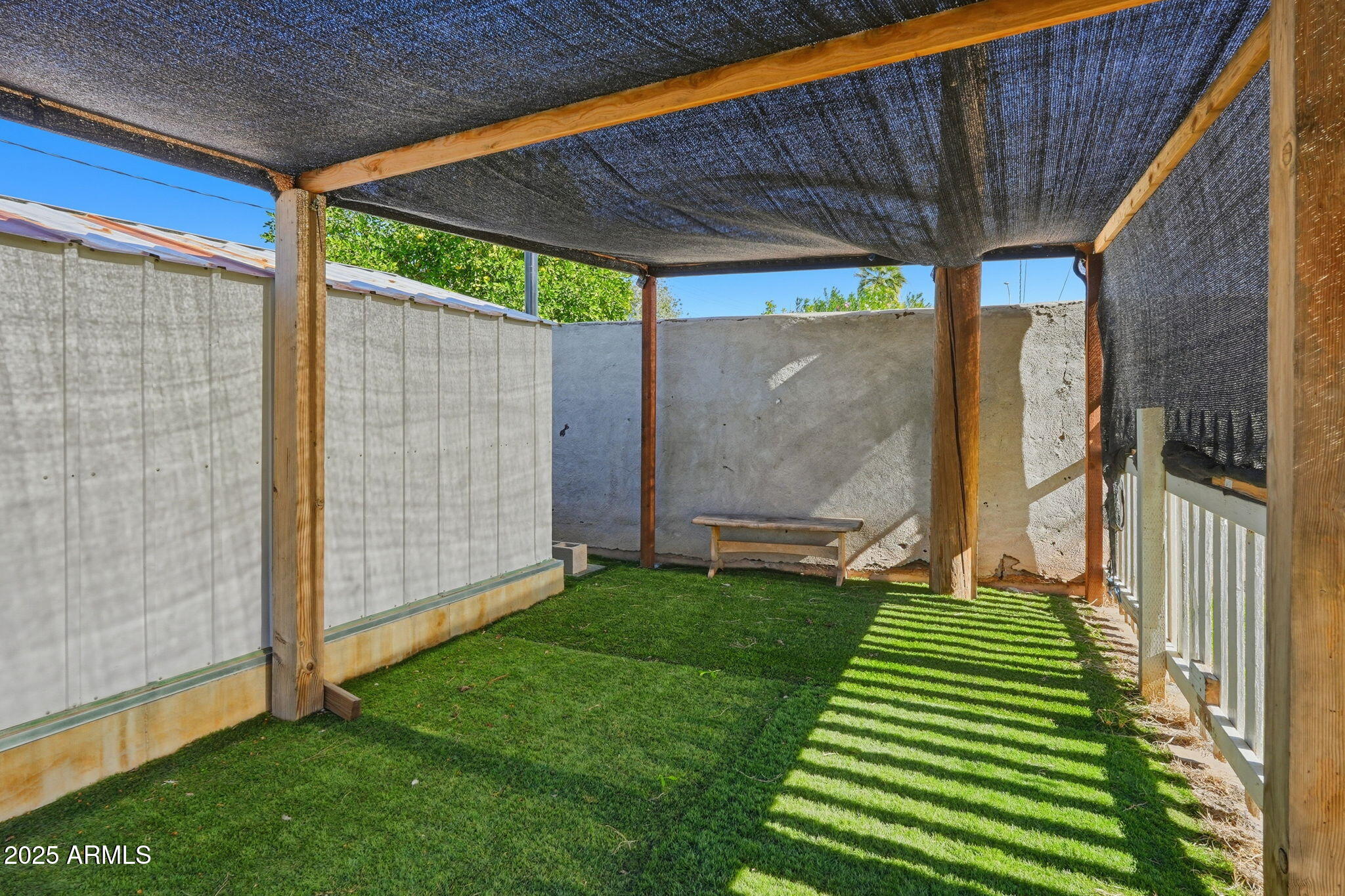23 North Edgemont Mesa, AZ 85203 - Photo 25 of 25 a view of a backyard with a garden