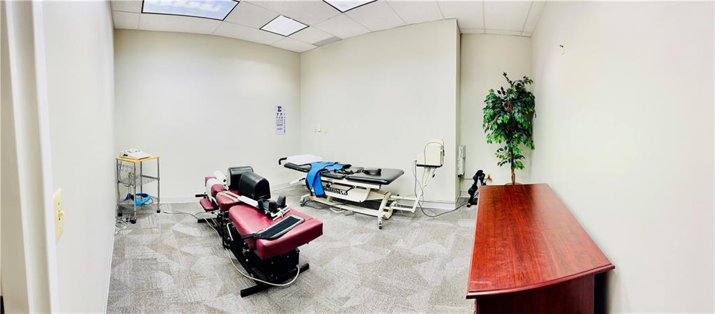 3424 William Penn Highway, Unit 168 Pittsburgh, PA 15235 - Photo 8 of 9 a living room with furniture and a potted plant