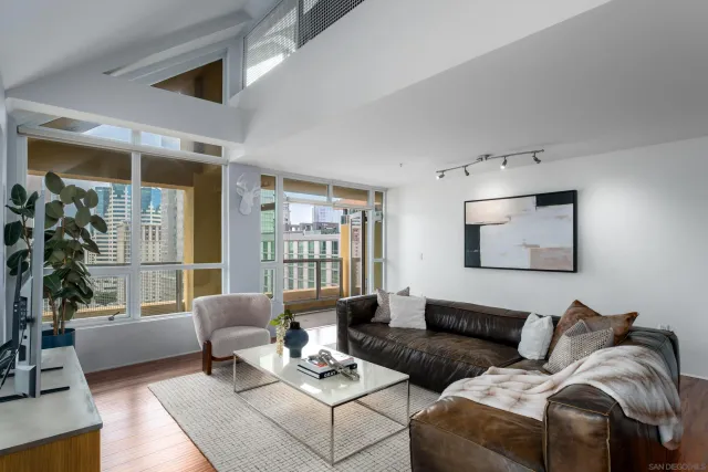 $925,000 | 350 West Ash Street, Unit 1207, San Diego, CA 92101