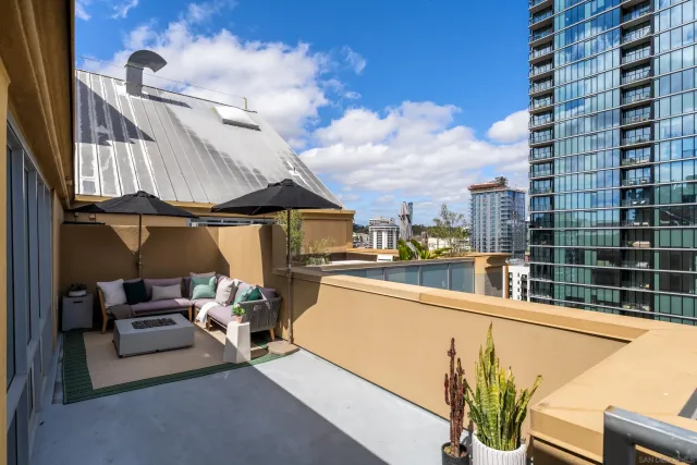 $925,000 | 350 West Ash Street, Unit 1207, San Diego, CA 92101