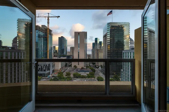 $925,000 | 350 West Ash Street, Unit 1207, San Diego, CA 92101