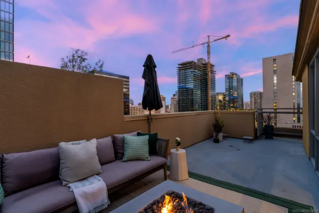 $925,000 | 350 West Ash Street, Unit 1207, San Diego, CA 92101