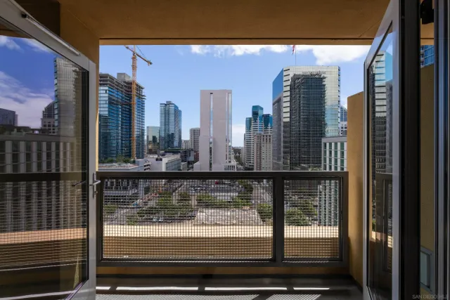 $925,000 | 350 West Ash Street, Unit 1207, San Diego, CA 92101