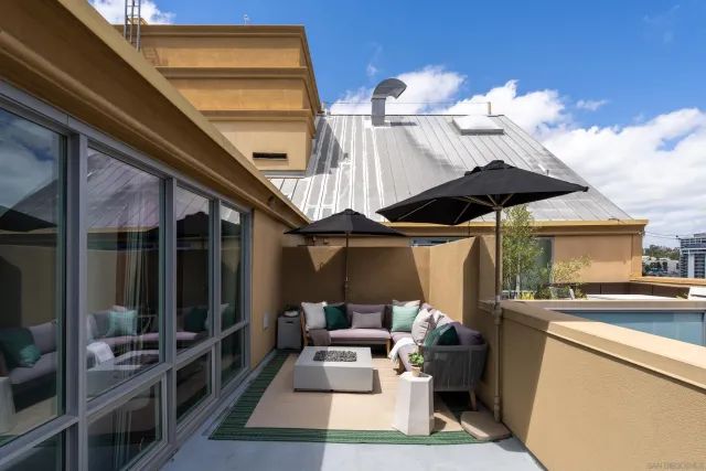 $925,000 | 350 West Ash Street, Unit 1207, San Diego, CA 92101