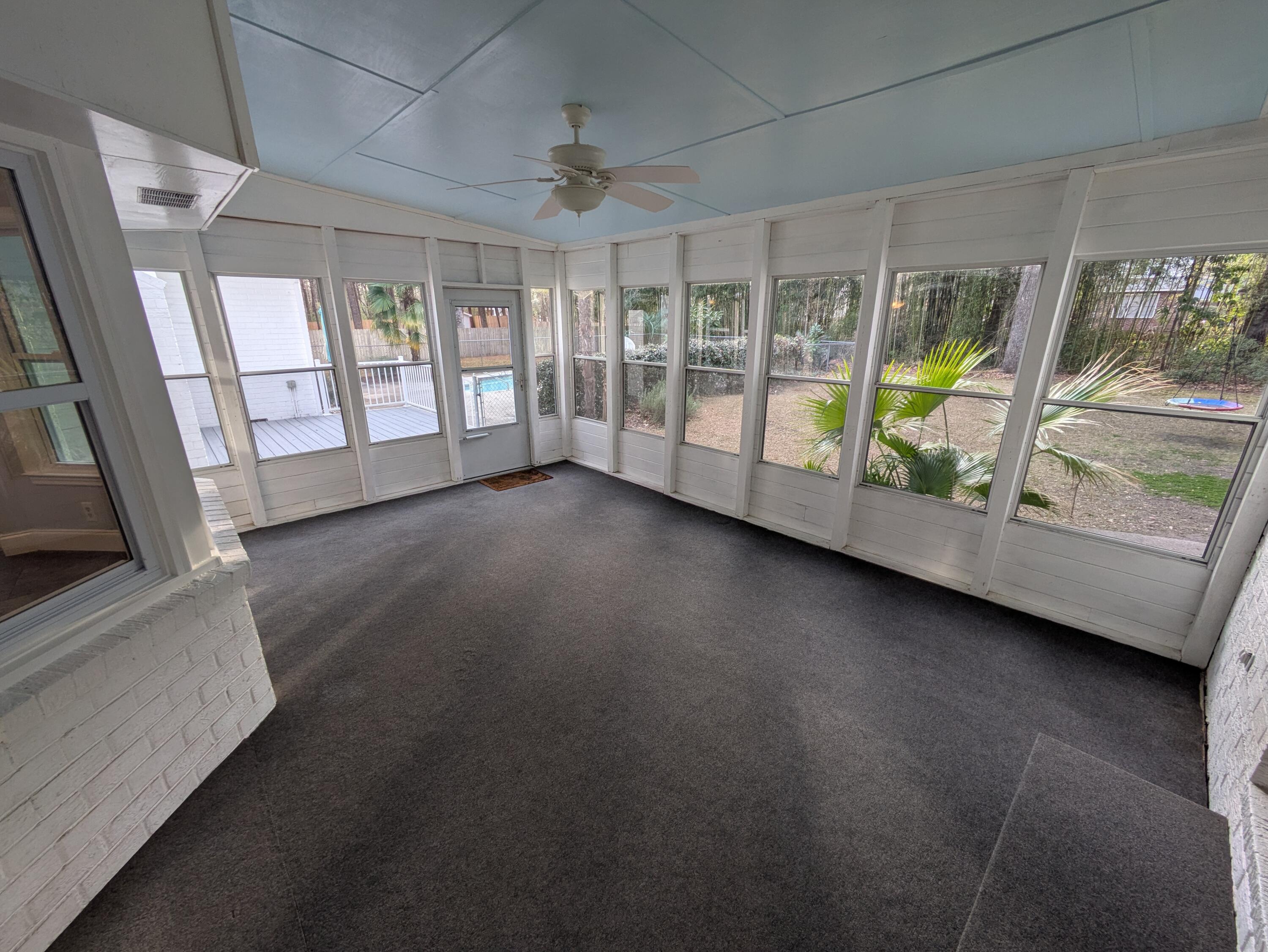 304 County Rd S-18-458 Summerville, SC 29485 - Photo 15 of 30 Sunporch