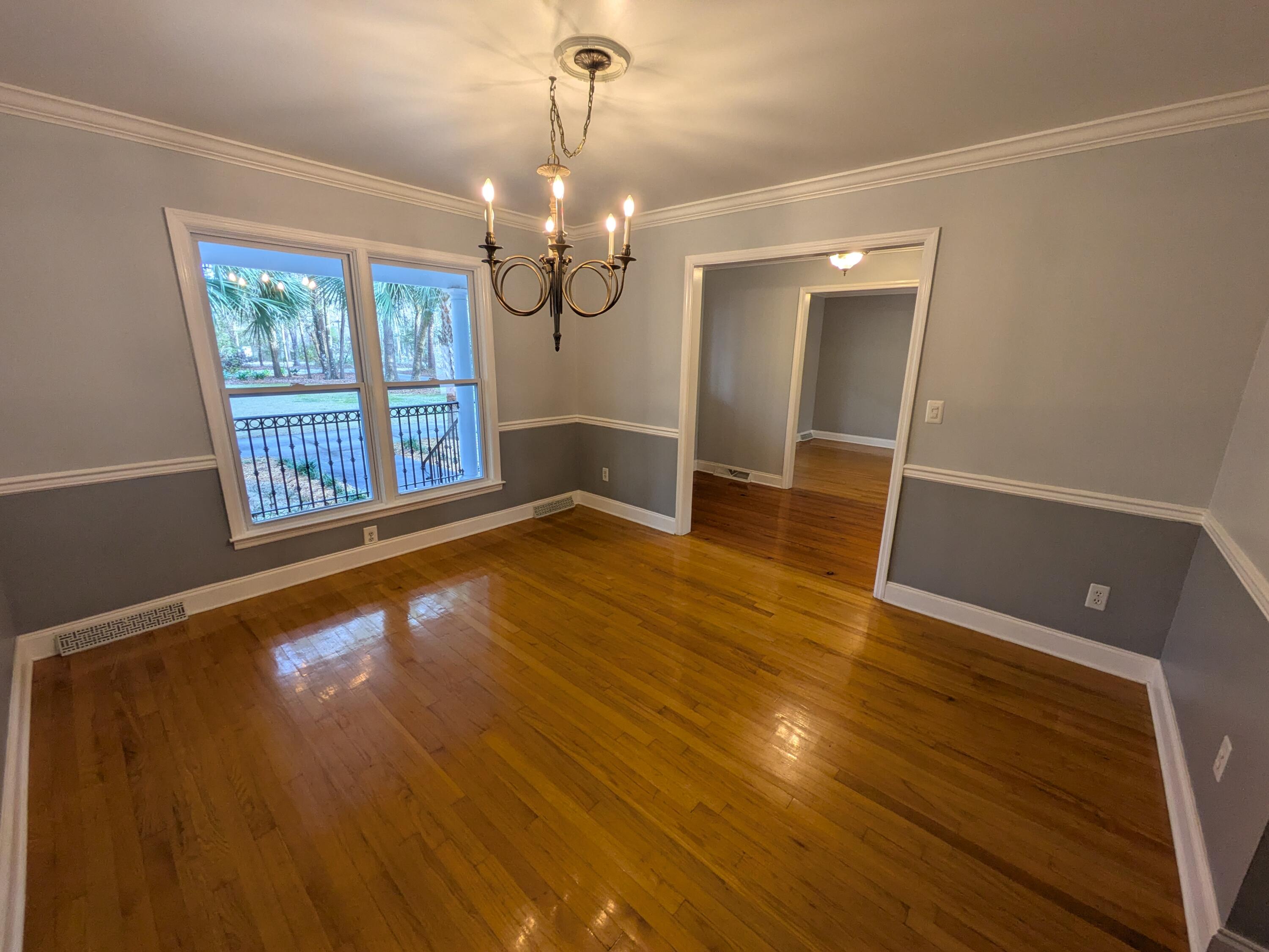 304 County Rd S-18-458 Summerville, SC 29485 - Photo 8 of 30 Dining