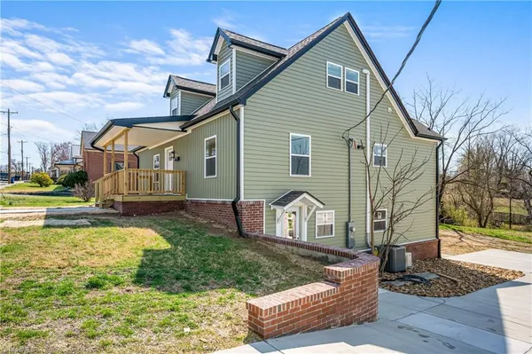 $384,900 | 303 Orchard Street, Mount Airy, NC 27030