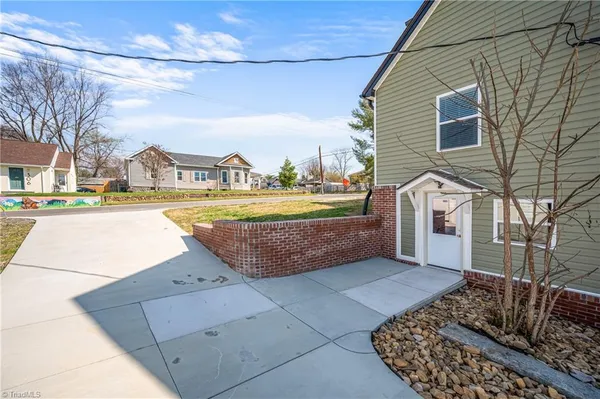 $384,900 | 303 Orchard Street, Mount Airy, NC 27030