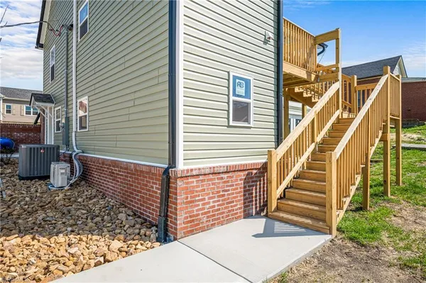 $384,900 | 303 Orchard Street, Mount Airy, NC 27030