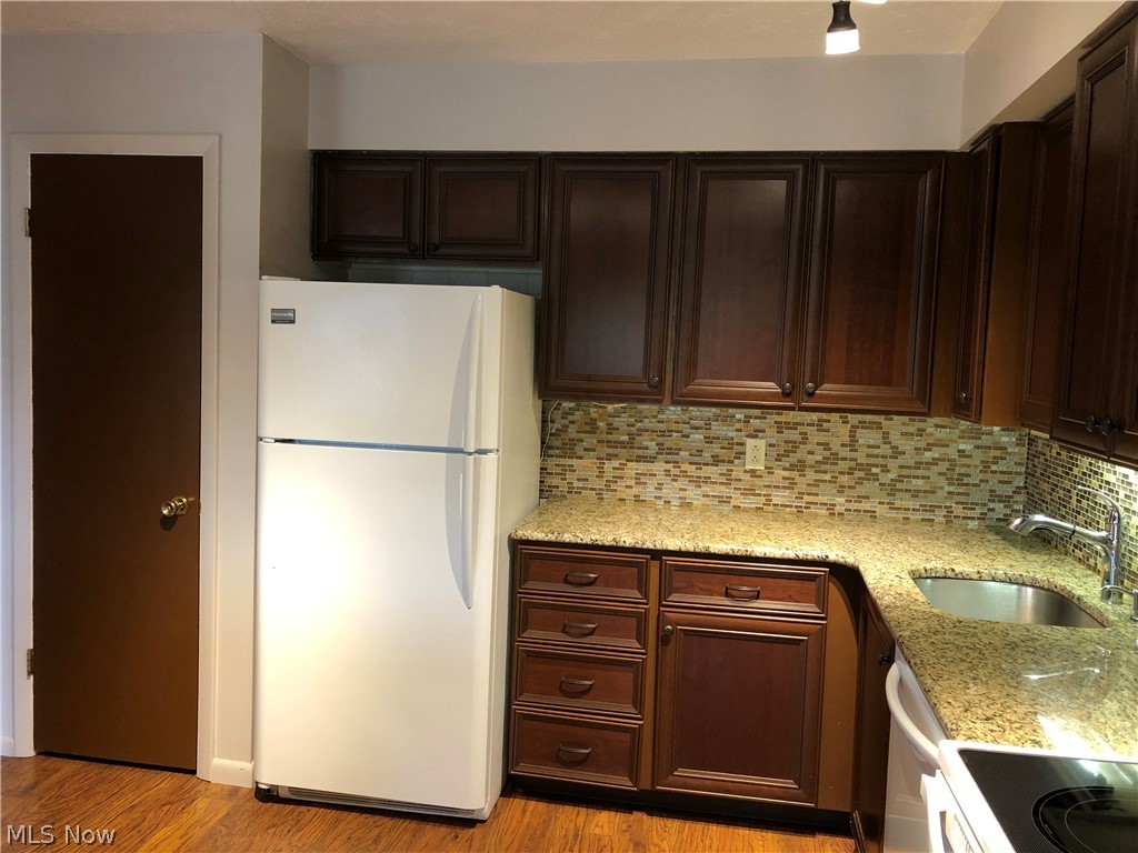 1175 East Calla Road, Unit D232 Youngstown, OH 44514 - Photo 8 of 28