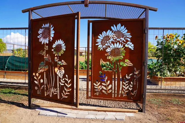 $979,000 | 231 Mesa Heights, Durango, CO 81303