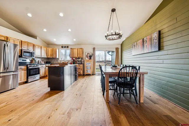 $979,000 | 231 Mesa Heights, Durango, CO 81303