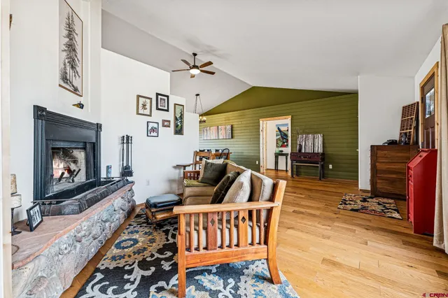 $979,000 | 231 Mesa Heights, Durango, CO 81303