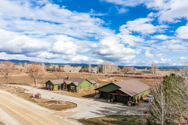 $979,000 | 231 Mesa Heights, Durango, CO 81303