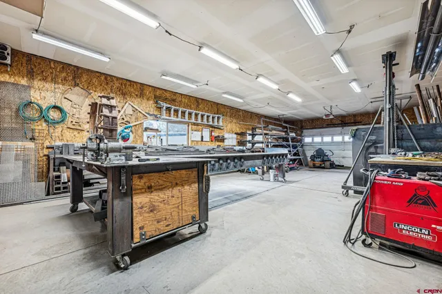 $979,000 | 231 Mesa Heights, Durango, CO 81303