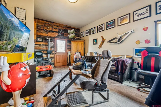 $979,000 | 231 Mesa Heights, Durango, CO 81303