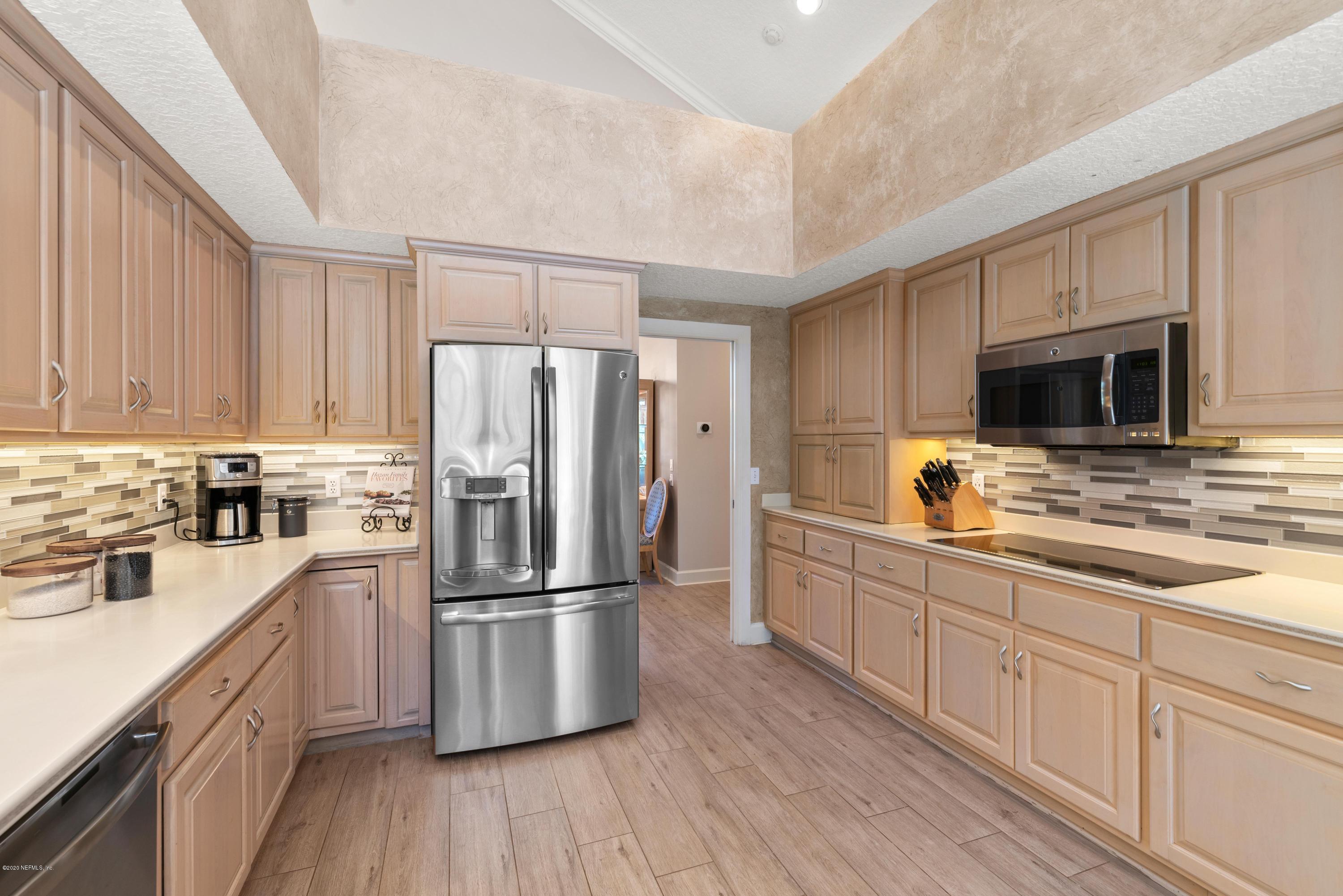 8195 Shady Grove Road Jacksonville, FL 32256 - Photo 11 of 38 Kitchen View to Front of House