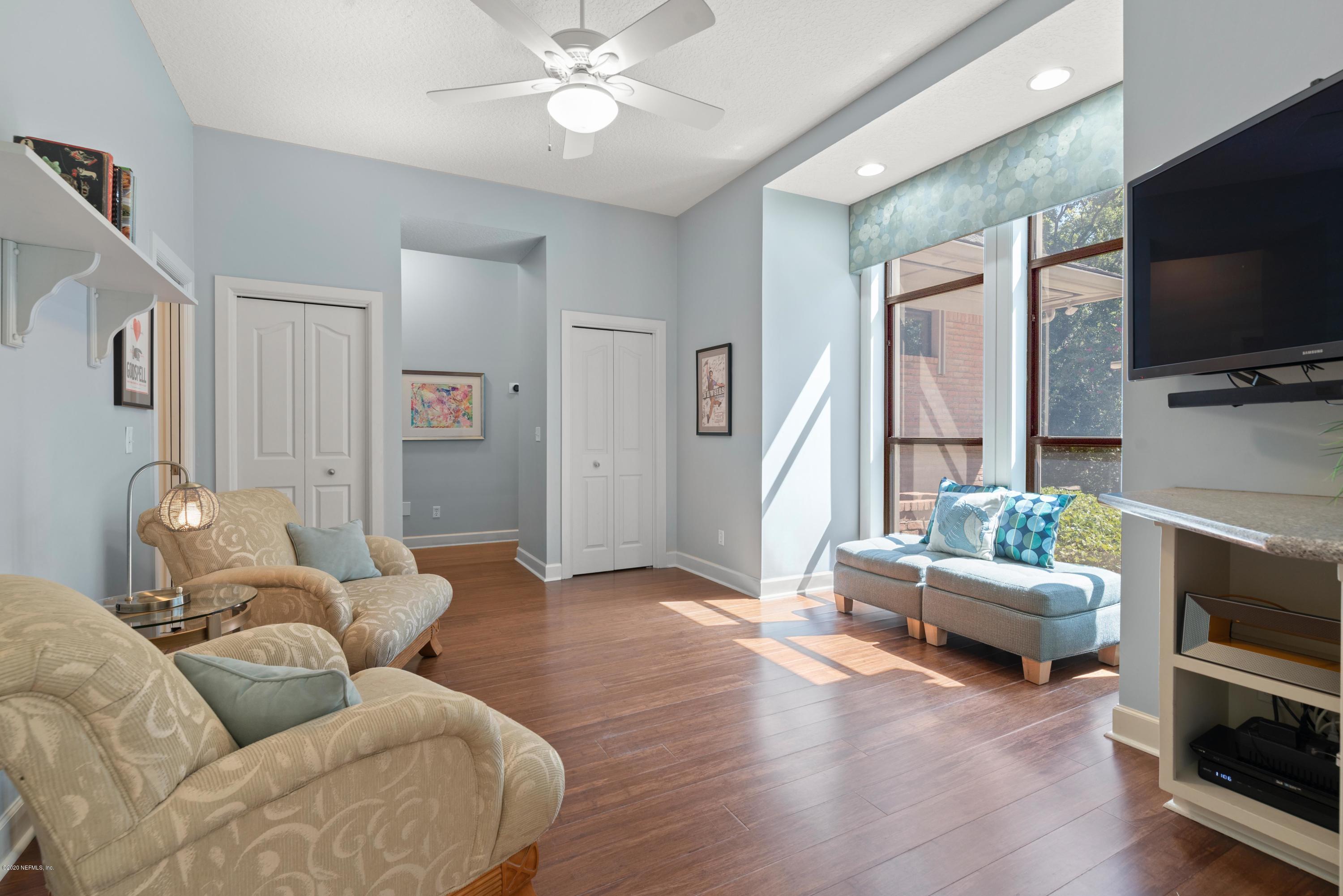 8195 Shady Grove Road Jacksonville, FL 32256 - Photo 21 of 38 Kids Wing